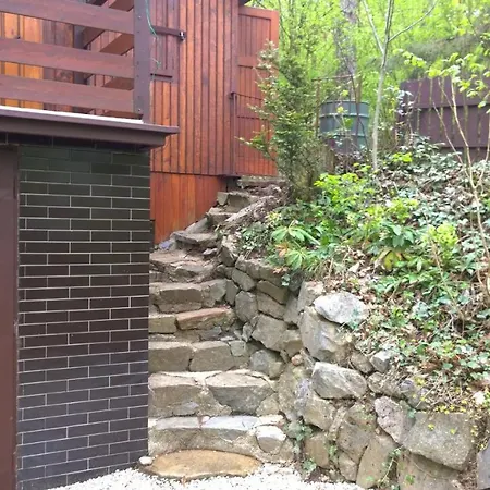 Old Cottage, Steep Hill, Read Info And Rating Daire