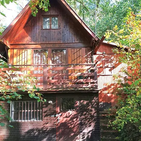 Old Cottage, Steep Hill, Read Info And Rating